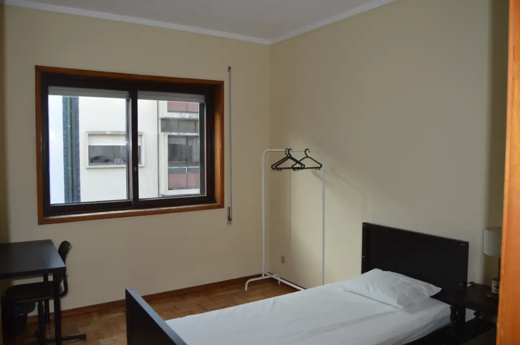 Central private room